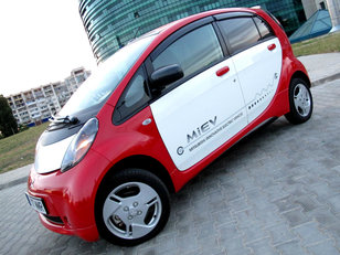 Test Drive Mitsubishi i-Miev: 100% de la priza