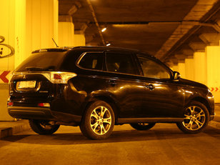 Test Drive Mitsubishi Outlander