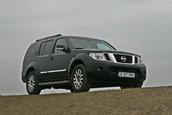 Test Drive Nissan Pathfinder: fauritorul de poteci