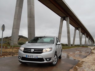 Test Drive noua Dacia Logan 2013: mai mult, mai bine, mai evoluat