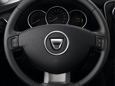 Test Drive noua Dacia Logan 2013: mai mult, mai bine, mai evoluat