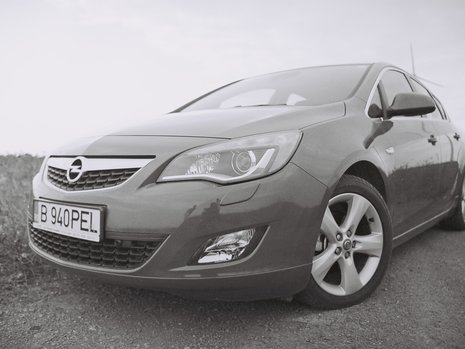 Test Drive Opel Astra 2011