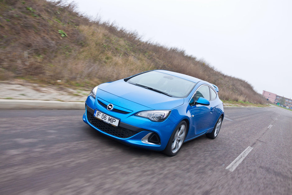 Test Drive Opel Astra OPC