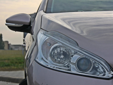 Test Drive Peugeot 208 HDi: ce inseamna o masina completa
