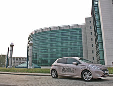 Test Drive Peugeot 208 HDi: ce inseamna o masina completa
