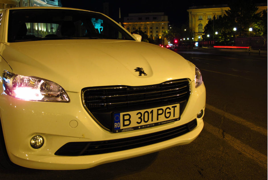 Test Drive Peugeot 301