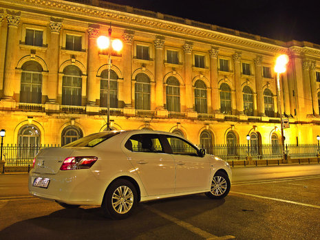 Test Drive Peugeot 301