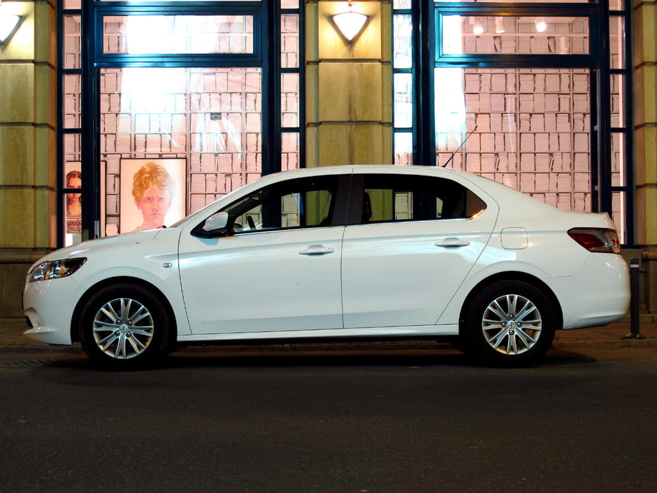 Test Drive Peugeot 301