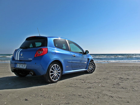 Test Drive Renault Clio RS Gordini: culoarea pasiunii