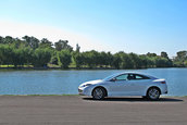 Test Drive Renault Laguna Coupe: Gavroche la costum elegant