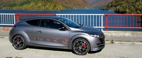 Test Drive Renault Megane RS 2012 - etalonul hot-hatch