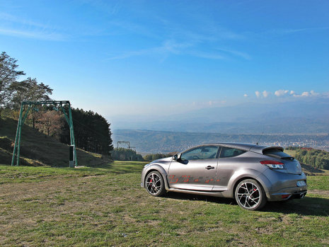 Test Drive Renault Megane RS 2012 - puterea conteaza