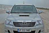 Test Drive Toyota Hilux: viata fara limite si reguli