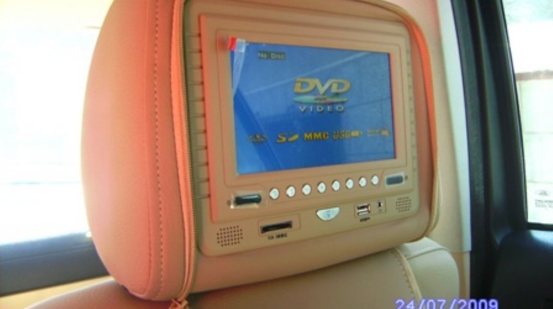 Tetiere Cu Dvd,DIVX, Lcd7'', USB SD SI JOCURI - 499 lei