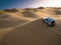 Click image for larger version

Name:	land_rover_5.jpg
Views:	165
Size:	85.8 KB
ID:	1328810