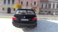 Click image for larger version

Name:	BMW 5er E61 touring - KYOSHO 1-43 9.jpg
Views:	14
Size:	1.97 MB
ID:	3171998