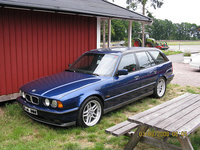 Click image for larger version

Name:	e34_m5_touring.jpg
Views:	59
Size:	158.4 KB
ID:	975594