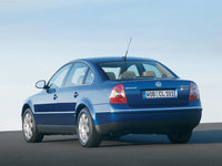 Click image for larger version

Name:	Volkswagen-Passat_2003_1600x1200_wallpaper_05.jpg
Views:	32
Size:	258.8 KB
ID:	2643493