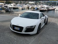 Click image for larger version

Name:	pics-max-9910-385525-audi-r8.jpg
Views:	37
Size:	124.0 KB
ID:	1020146