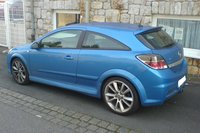 Click image for larger version

Name:	Opel_Astra_OPC_blau_hl.jpg
Views:	91
Size:	165.0 KB
ID:	1811370