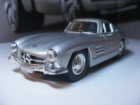 Click image for larger version

Name:	Mercedes Benz 300 SL - HIGH SPEED 1-43 3.JPG
Views:	21
Size:	1.39 MB
ID:	2240410