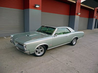 Click image for larger version

Name:	800px-1966PontiacGTO.jpg
Views:	126
Size:	115.6 KB
ID:	2020849