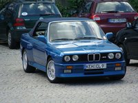 Click image for larger version

Name:	M3E30Cabrio_01.jpg
Views:	50
Size:	147.6 KB
ID:	1912929