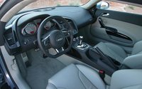 Click image for larger version

Name:	112_0702_11z+2008_audi_r8+interior.jpg
Views:	785
Size:	51.9 KB
ID:	216085