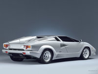 Click image for larger version

Name:	lambo_countach_05-1600.jpg
Views:	26
Size:	151.8 KB
ID:	1144358