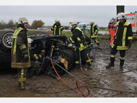 Click image for larger version

Name:	bmw-e36-crash-02.jpg
Views:	1445
Size:	94.3 KB
ID:	691830