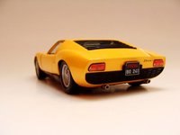 Click image for larger version

Name:	lambo-resized2.jpg
Views:	43
Size:	38.1 KB
ID:	1782792