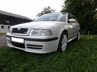 Click image for larger version

Name:	octavia rs pic1.JPG
Views:	42
Size:	50.9 KB
ID:	1997532