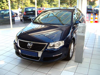 Click image for larger version

Name:	Volkswagen_Passat_B6 grila simpla.jpg
Views:	182
Size:	808.3 KB
ID:	839661