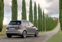 Click image for larger version

Name:	03_vwgolfplus.jpg
Views:	616
Size:	586.4 KB
ID:	718362