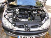 Click image for larger version

Name:	peugeot 206 coupe 003.jpg
Views:	122
Size:	117.9 KB
ID:	680741