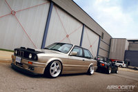 Click image for larger version

Name:	BMW-Z4-Schmidt-e30-keskin-bagged-air-suspension-016.jpg
Views:	177
Size:	818.2 KB
ID:	2127017
