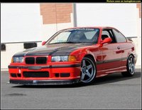 Click image for larger version

Name:	pics-max-9910-369454-1995-bmw-m3-e36-evo.jpg
Views:	132
Size:	55.3 KB
ID:	1606799