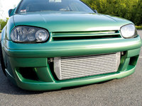 Click image for larger version

Name:	eurp_0708_09_z+2001_vw_gti+front_view.jpg
Views:	94
Size:	93.6 KB
ID:	368772