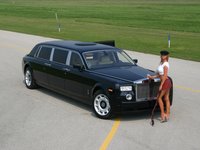 Click image for larger version

Name:	9_Rolls_Royce_Phantom_2405.jpg
Views:	184
Size:	587.2 KB
ID:	282219