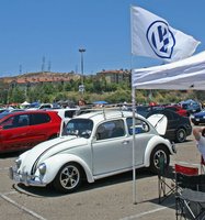 Click image for larger version

Name:	112_0907_02z+socaleuro_meet_2009+Volkswagen_bug_front_view.jpg
Views:	185
Size:	120.5 KB
ID:	991234