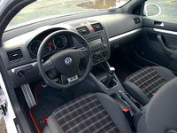 Click image for larger version

Name:	eurp_0705_07_z+2006_volkswagen_gti+interior_view.jpg
Views:	217
Size:	301.4 KB
ID:	368804