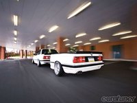 Click image for larger version

Name:	eurp_1102_02_o+1990_bmw_325i+rear_view.jpg
Views:	192
Size:	44.8 KB
ID:	2030959