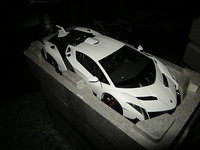 Click image for larger version

Name:	1-18-Autoart-Lamborghini-Veneno-white-weiss-Nr-74507-OVP.jpg
Views:	26
Size:	17.8 KB
ID:	3143511