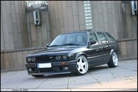 Click image for larger version

Name:	e30 touring1.jpg
Views:	185
Size:	239.1 KB
ID:	264898