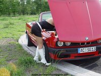 Click image for larger version

Name:	bmw_E30_girl_cranking_white_boots_015.jpg
Views:	128
Size:	146.6 KB
ID:	1237315