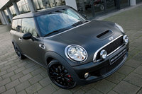 Click image for larger version

Name:	Black-Club-MINI-John-Cooper-Works-Clubman-4.jpg
Views:	111
Size:	158.0 KB
ID:	727568