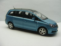 Click image for larger version

Name:	Opel Zafira 2 - SCHUCO 1-43 1.JPG
Views:	16
Size:	1.14 MB
ID:	2612688