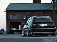 Click image for larger version

Name:	eurp-1109-05+1993-vw-golf-vr6+rear-view.jpg
Views:	274
Size:	58.8 KB
ID:	2340902