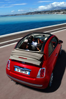 Click image for larger version

Name:	Fiat-500-Convertible-104.jpg
Views:	53
Size:	320.7 KB
ID:	978535