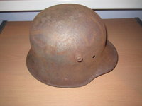 Click image for larger version

Name:	WW2 helmets 004.jpg
Views:	29
Size:	431.1 KB
ID:	3056579